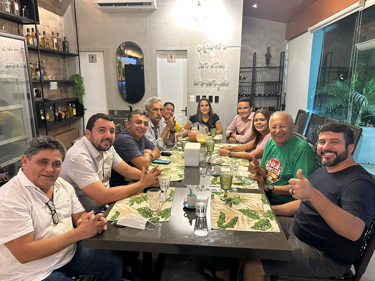 Bancada do PT volta a se reunir com prefeito Dr. Pessoa