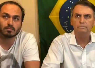 Carlos e Jair Bolsonaro