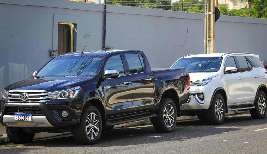 Carros apreendidos