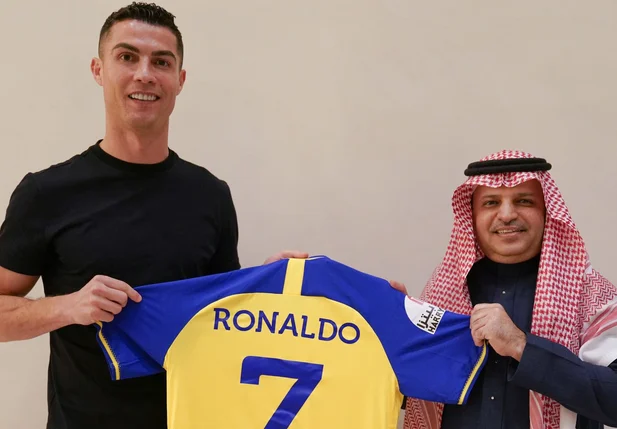 Cristiano Ronaldo é apresentado pelo Al Nassr
