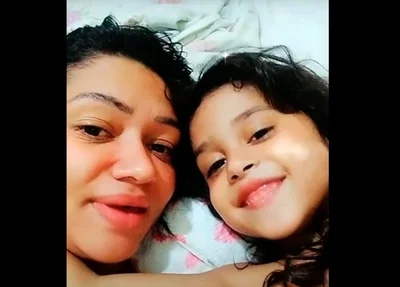 Dayane e a filha Débora Vitória