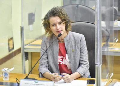 Deputada Isolda Dantas