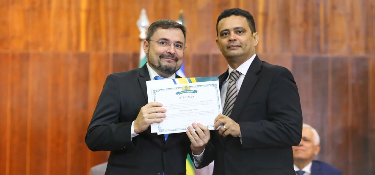 Deputado Fábio Novo é diplomado