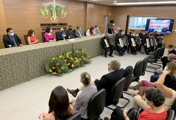 Djan Moreira é reconduzido ao cargo de ouvidor-geral da Defensoria Pública