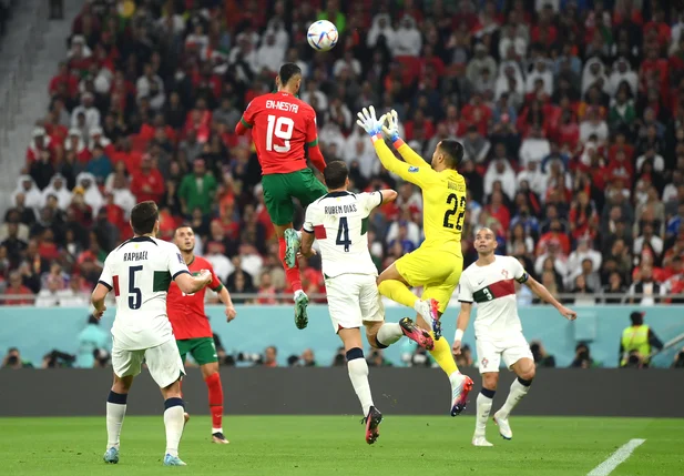 En-Nesyri voou alto para marcar o gol marroquino