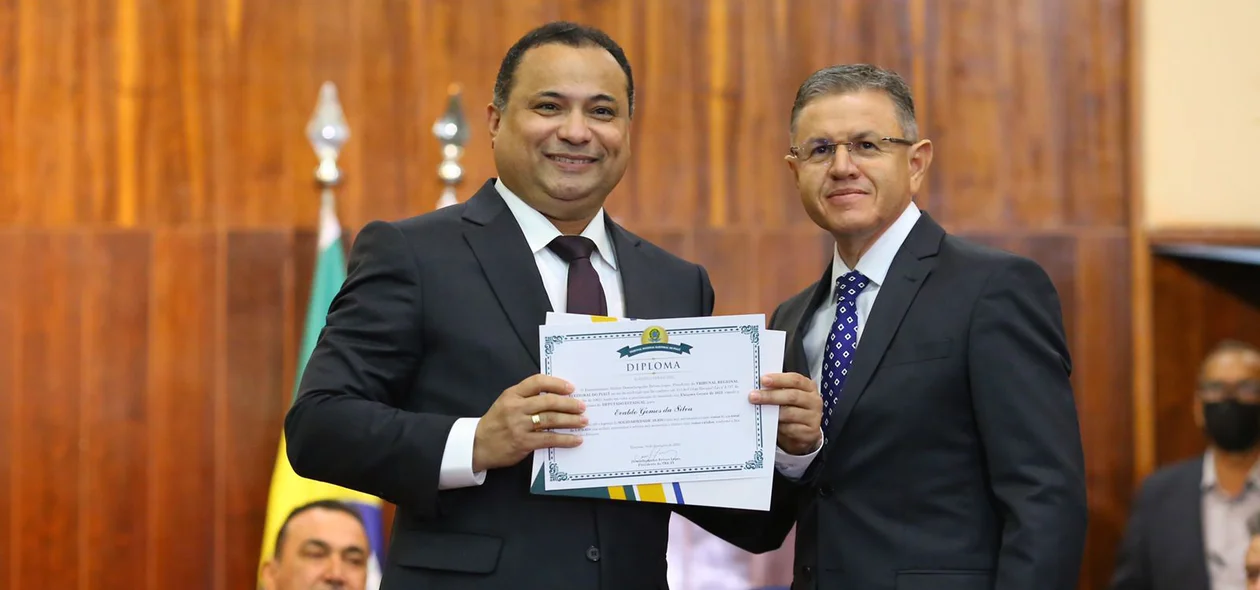Evaldo Gomes é diplomado deputado estadual