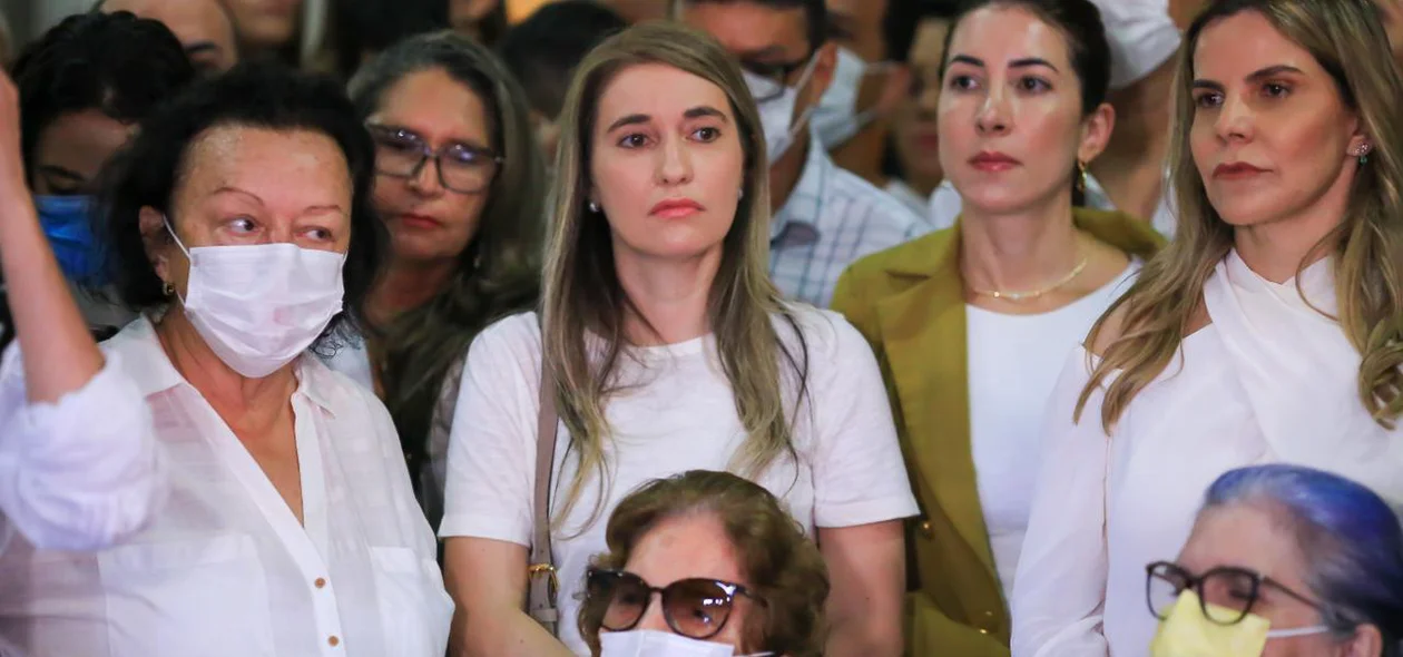 Famíliares de Themístocles Filho