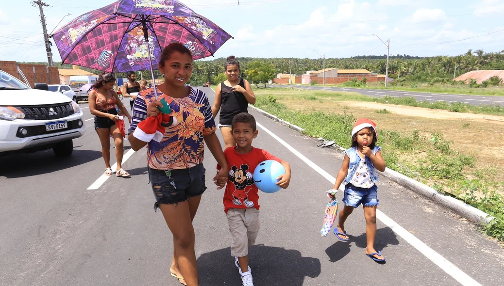 Famílias estiveram presentes na ação de Natal da Equatorial