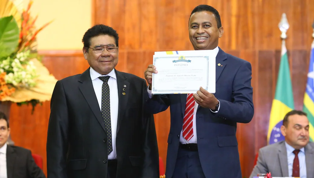 Francisco Costa é diplomado