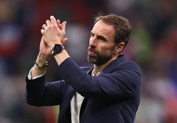 Gareth Southgate continua como técnico da Inglaterra