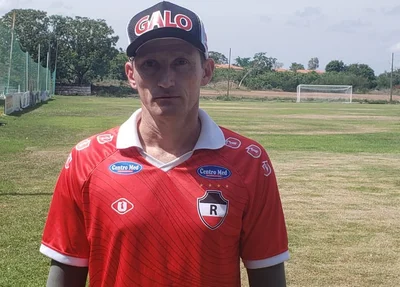 Gerson Gusmão, técnico do River