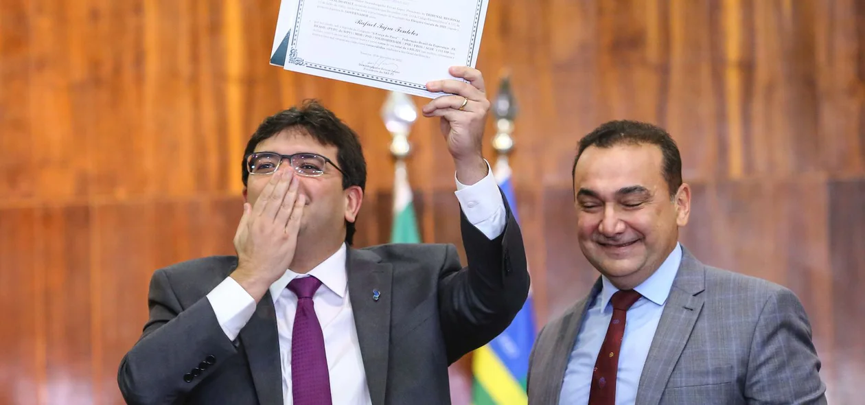 Governador eleito Rafael Fonteles foi diplomado nesta sexta
