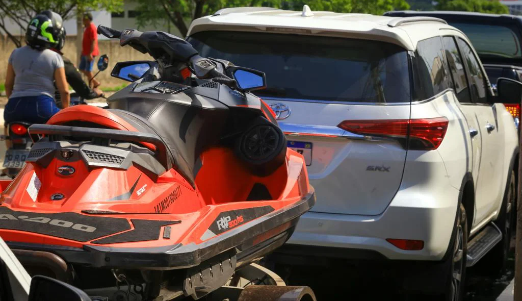 Jet ski apreendido