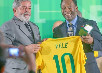 Lula lamenta morte de Pelé