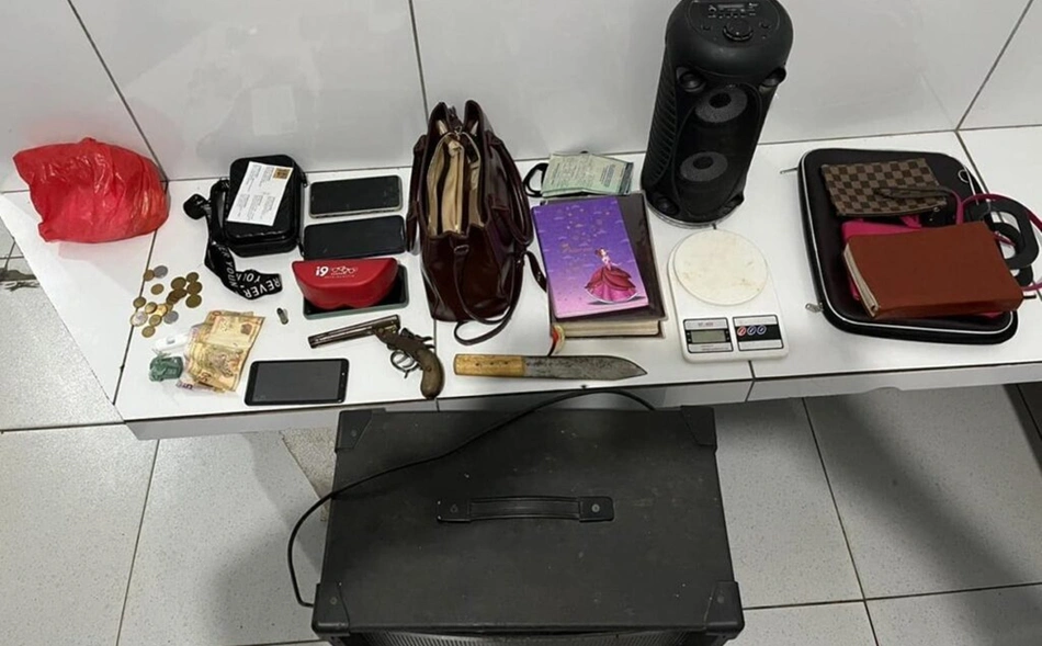 Materiais apreendidos em Água Branca