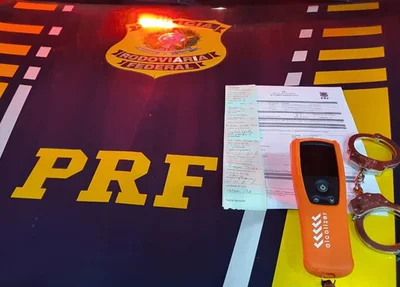 Motociclista inabilitado é preso pela PRF após ser flagrado pilotando alcoolizado
