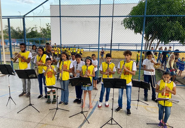 Natal da Juventude: primeiro dia é marcado por grande participação dos jovens em ações sociais