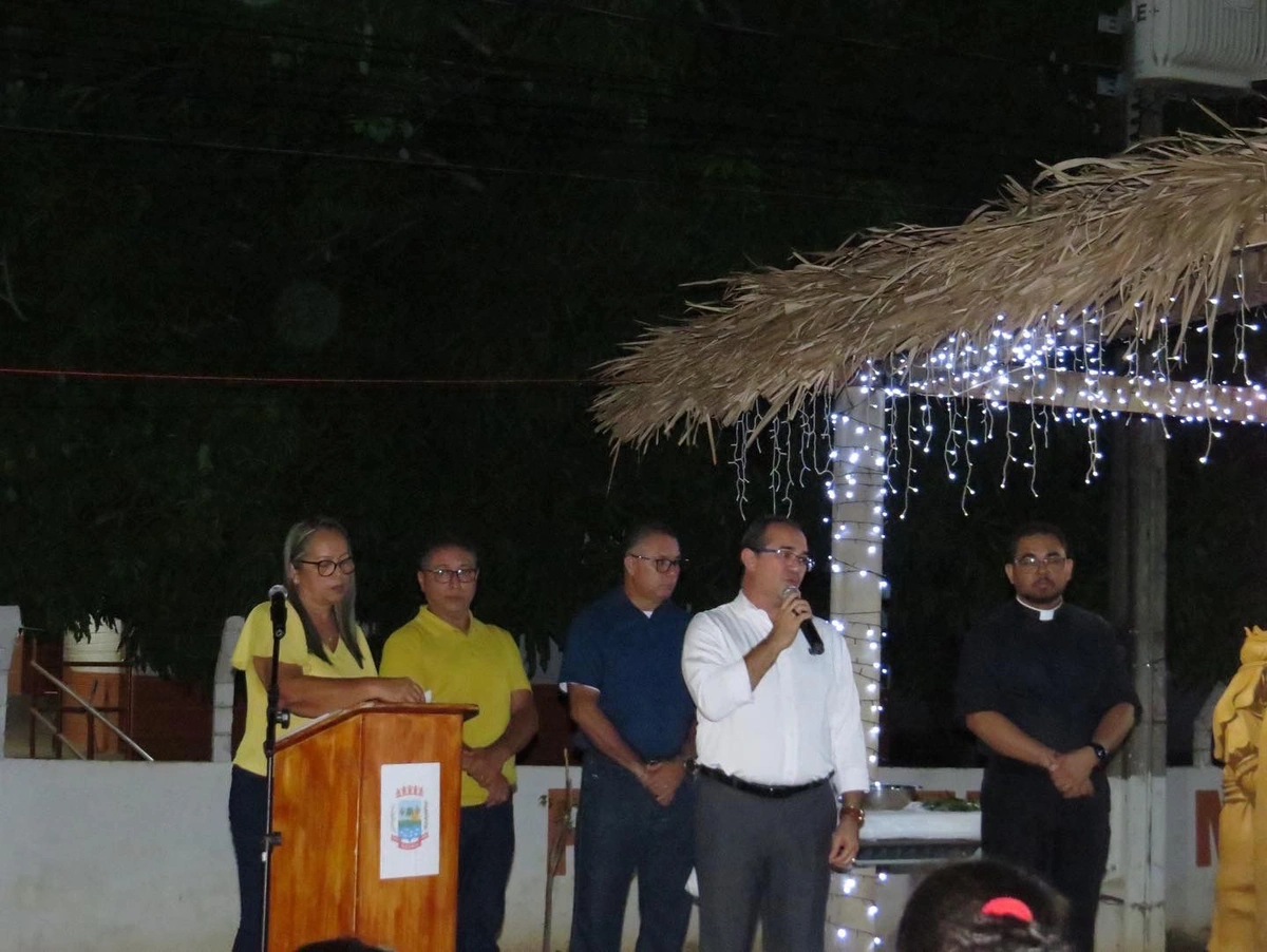Natal Luz é marcada por procissão e muita fé em Nazária do Piauí
