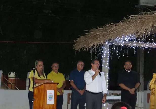 Natal Luz é marcada por procissão e muita fé em Nazária do Piauí