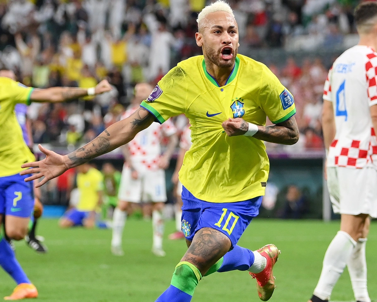 Neymar comemorando gol contra a Croácia
