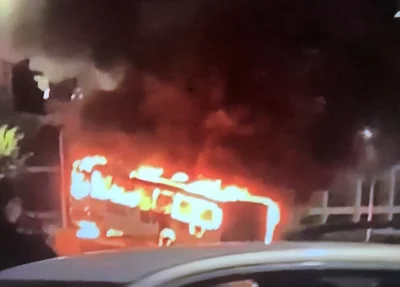 Ônibus incendiado em Brasília