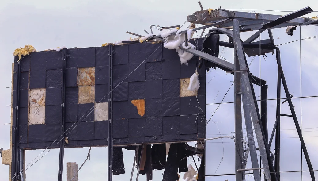 Outdoor destruído