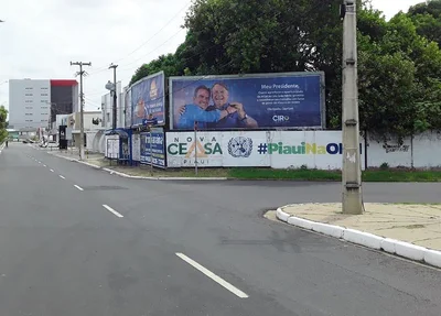 Outdoor em homenagem a Bolsonaro