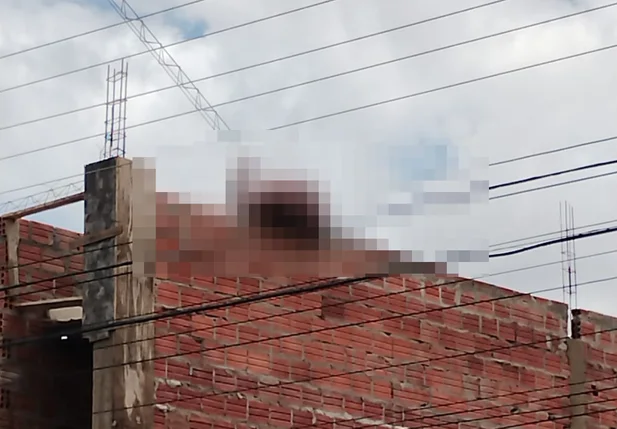 Pedreiro morreu no piso superior da obra
