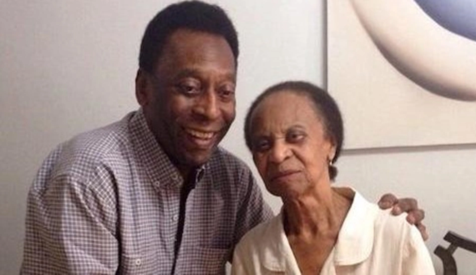 Pelé e sua mãe, Dona Celeste