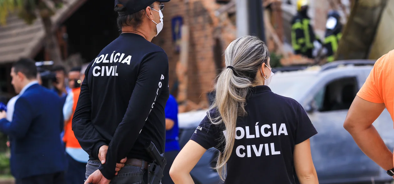 Polícia Civil no local da explosão
