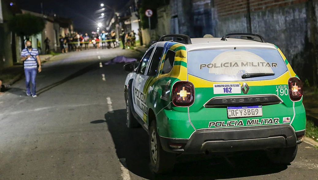 Polícia Militar no local