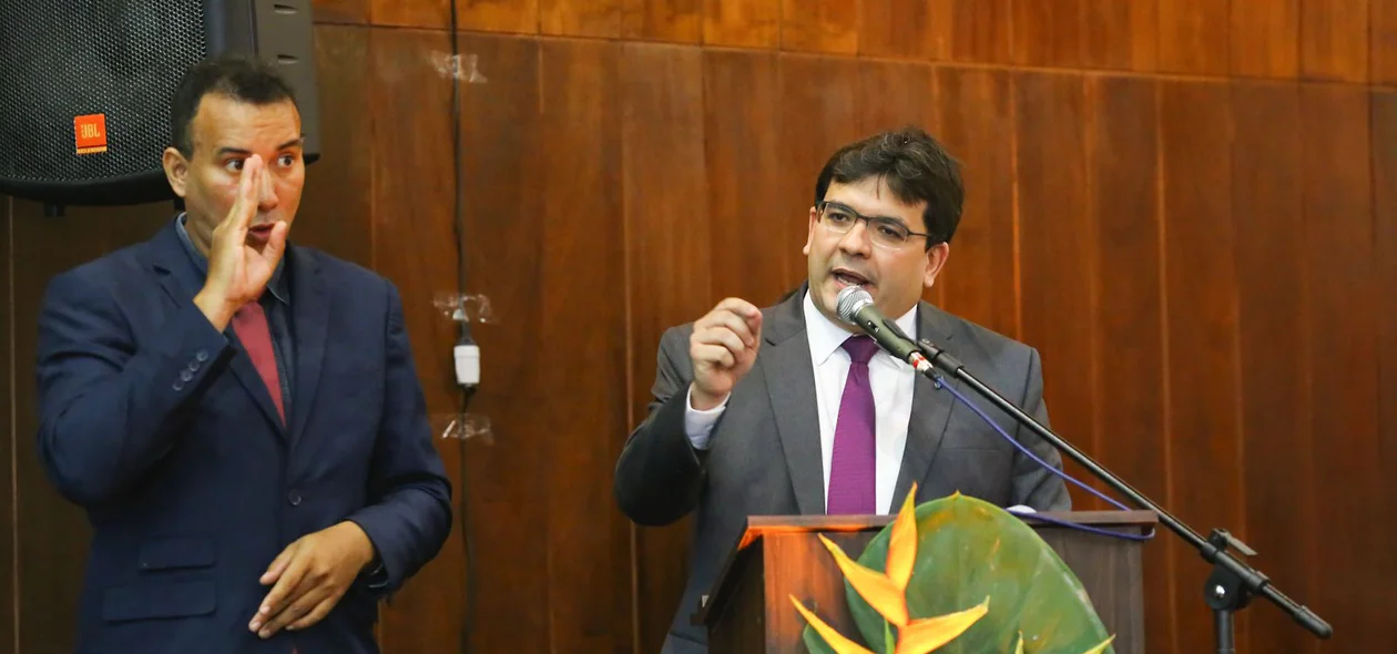 Rafael Fonteles discursando
