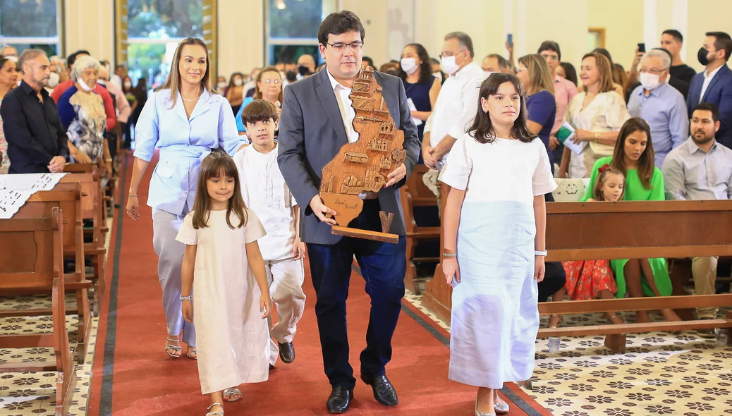 Rafael Fonteles e sua família