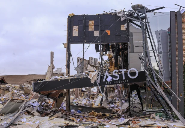 Restaurante ficou completamente destruído