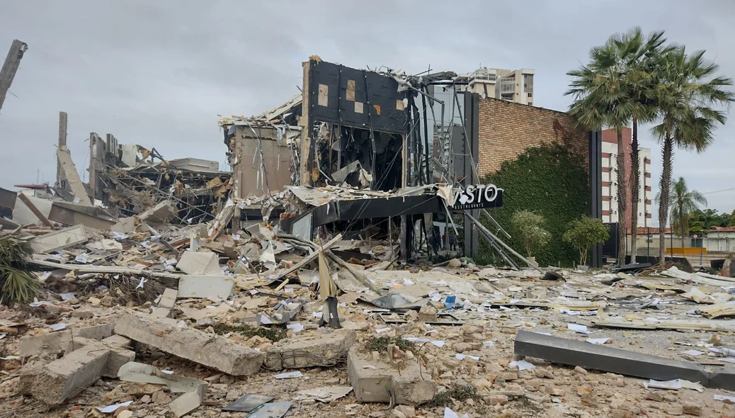 Restaurante Vasto ficou totalmente destruído