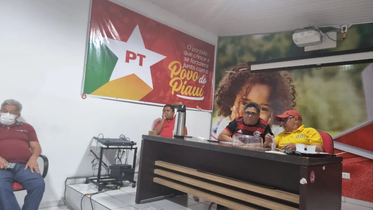 Reunião na sede do PT de Teresina