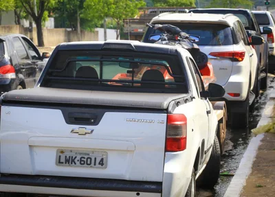 Sete carros foram apreendidos incluindo um jet ski