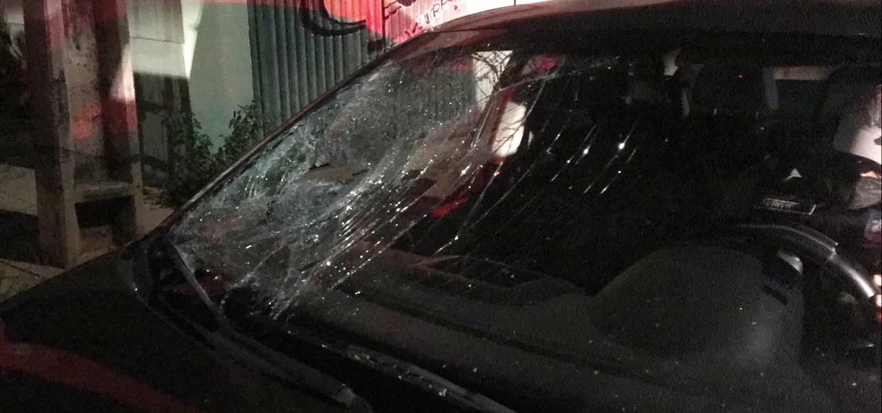 Situação do carro após acidente no Mário Covas
