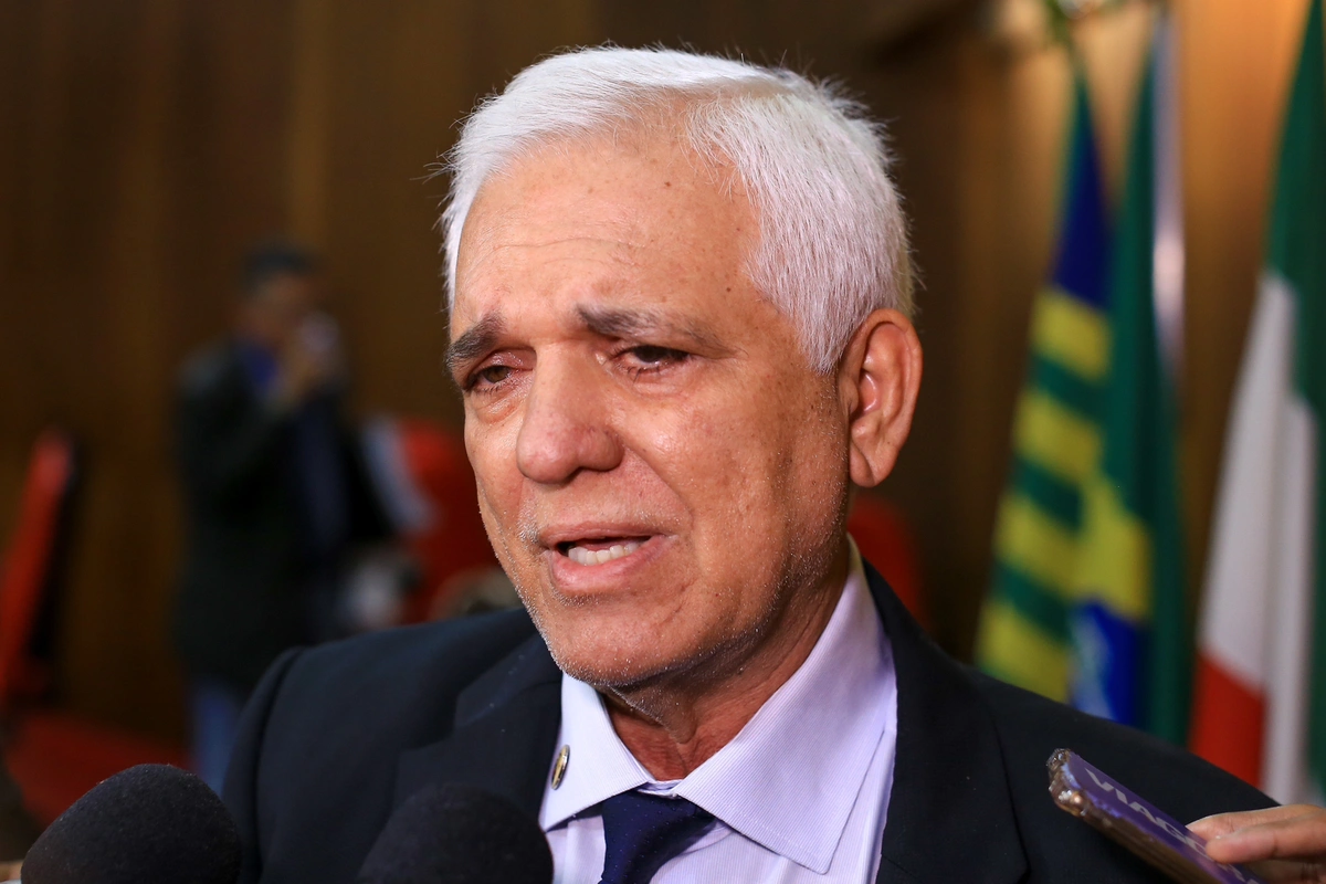 Themístocles Sampaio Filho, MDB