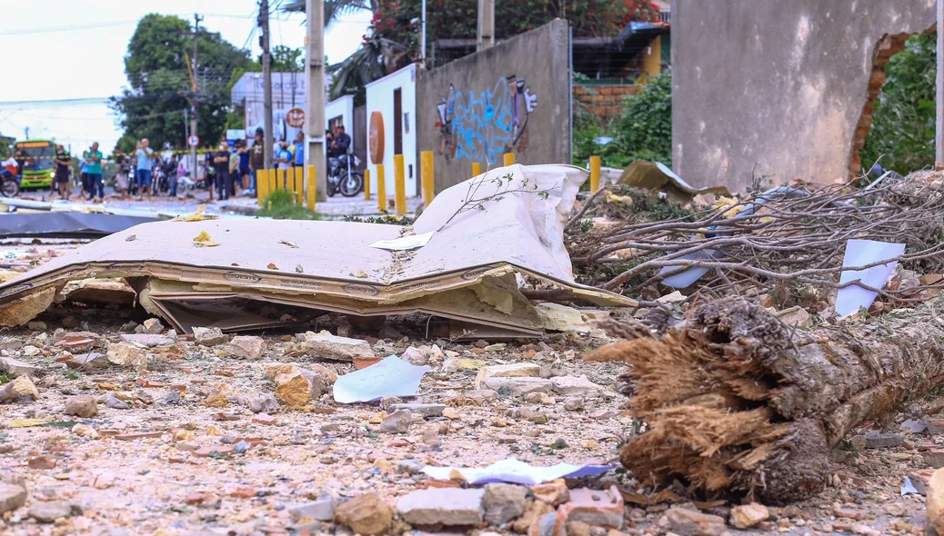 Total destruição
