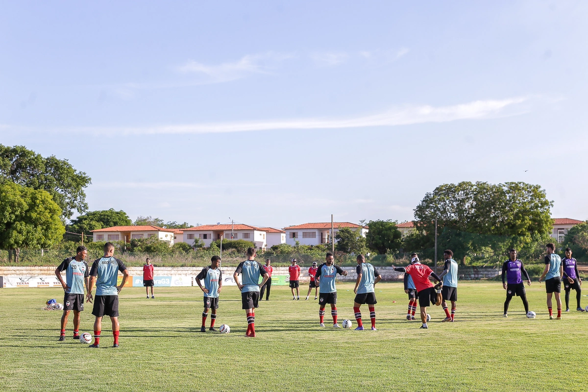 Treino aconteceu nesta quarta-feira