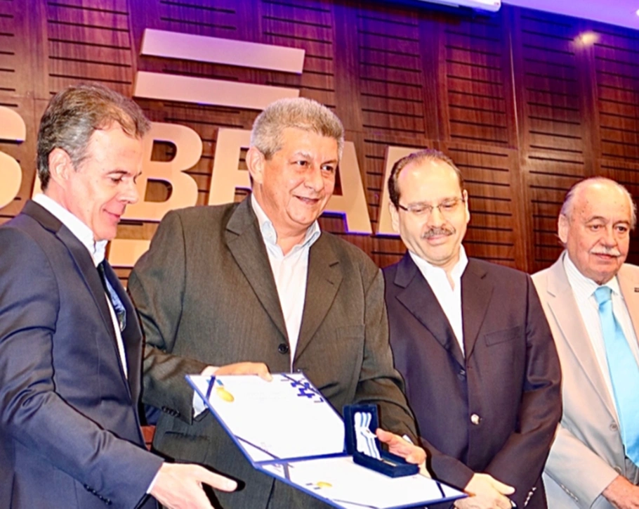 Zé Filho recebe homenagem durante evento no Sebrae Piauí