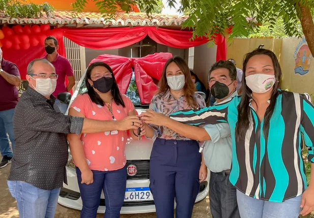 A entrega ocorreu nesta quinta-feira