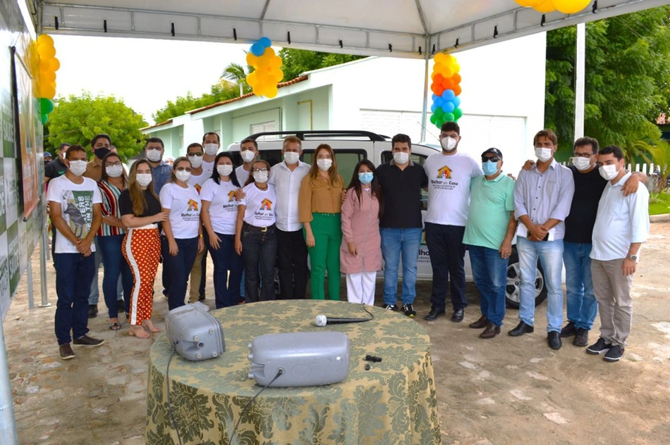 A solenidade contou com a presença dos profissionais de saúde do município