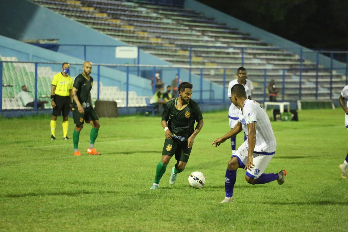 Altos e Oeirense se enfrentaram em partida válida pelo Campeonato Piauiense