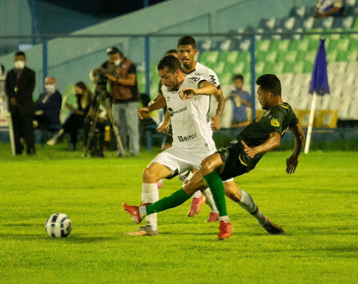 Altos e Sport empataram sem gols