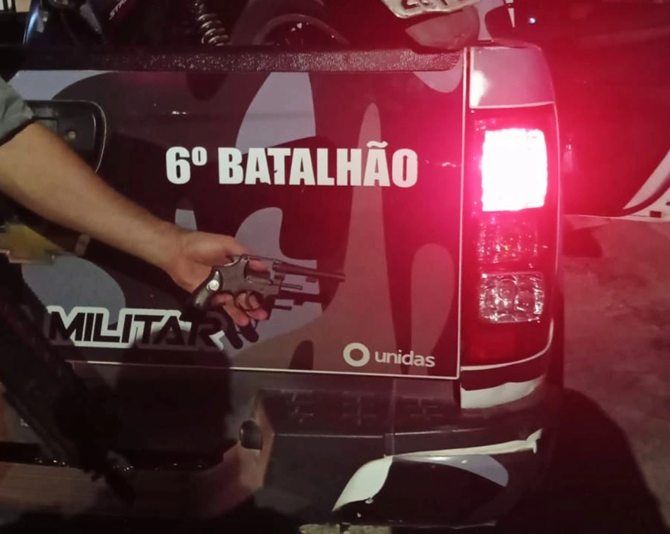 Arma apreendida no Lourival Parente em Teresina