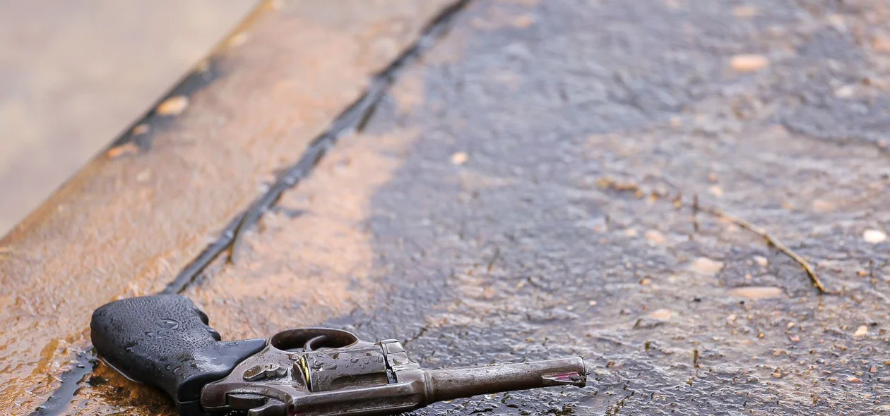 Arma de fogo utilizada para executar o criminoso