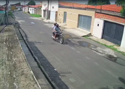 Assaltantes flagrados pelas câmeras