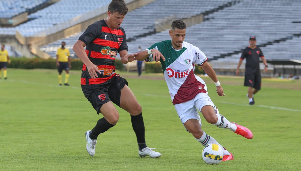 Disputa de bola